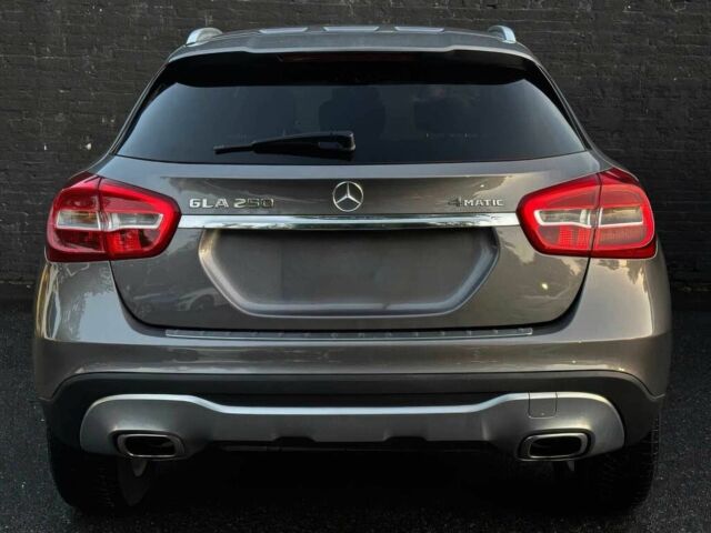 Мерседес ГЛА-Класс 2018 в Ужгороде на Automoto.ua Серый Мерседес ГЛА-Класс, объемом двигателя 2 л и пробегом 32 тыс. км за 12700 $, фото 4 на Automoto.ua