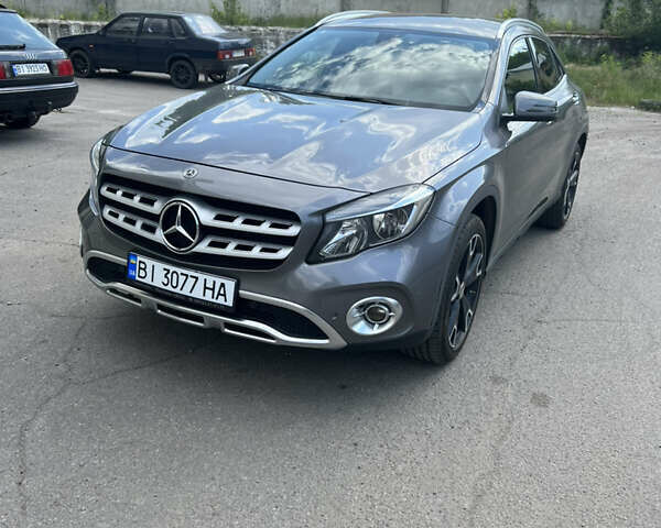 Серый Мерседес ГЛА-Класс, объемом двигателя 2 л и пробегом 23 тыс. км за 34000 $, фото 6 на Automoto.ua