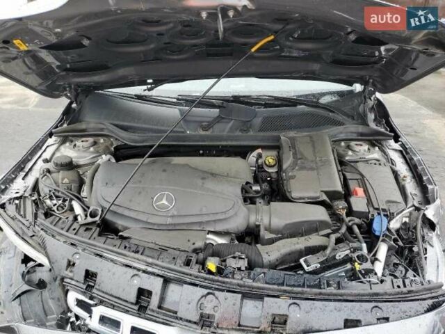 Серый Мерседес ГЛА-Класс, объемом двигателя 2 л и пробегом 90 тыс. км за 11300 $, фото 10 на Automoto.ua