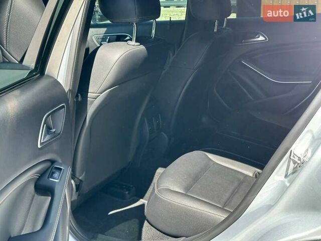 Сірий Мерседес ГЛА-Клас, об'ємом двигуна 1.99 л та пробігом 48 тис. км за 23300 $, фото 9 на Automoto.ua