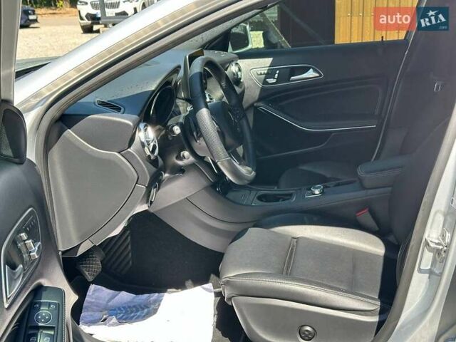 Сірий Мерседес ГЛА-Клас, об'ємом двигуна 1.99 л та пробігом 48 тис. км за 23300 $, фото 10 на Automoto.ua