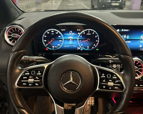 Серый Мерседес ГЛА-Класс, объемом двигателя 1.99 л и пробегом 13 тыс. км за 43000 $, фото 14 на Automoto.ua