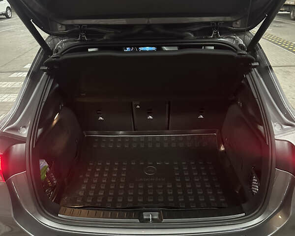 Серый Мерседес ГЛА-Класс, объемом двигателя 1.99 л и пробегом 13 тыс. км за 43000 $, фото 23 на Automoto.ua