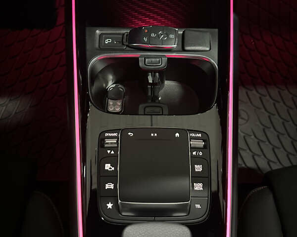 Серый Мерседес ГЛА-Класс, объемом двигателя 1.99 л и пробегом 13 тыс. км за 43000 $, фото 20 на Automoto.ua