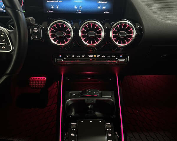 Серый Мерседес ГЛА-Класс, объемом двигателя 1.99 л и пробегом 13 тыс. км за 43000 $, фото 18 на Automoto.ua