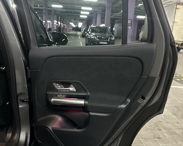 Серый Мерседес ГЛА-Класс, объемом двигателя 1.99 л и пробегом 13 тыс. км за 43000 $, фото 25 на Automoto.ua