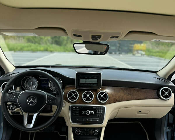 Синій Мерседес ГЛА-Клас, об'ємом двигуна 2 л та пробігом 152 тис. км за 15990 $, фото 24 на Automoto.ua