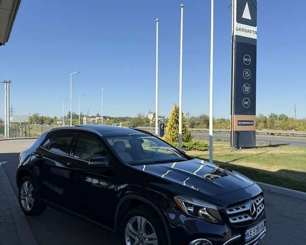 Синій Мерседес ГЛА-Клас, об'ємом двигуна 2 л та пробігом 140 тис. км за 19500 $, фото 16 на Automoto.ua