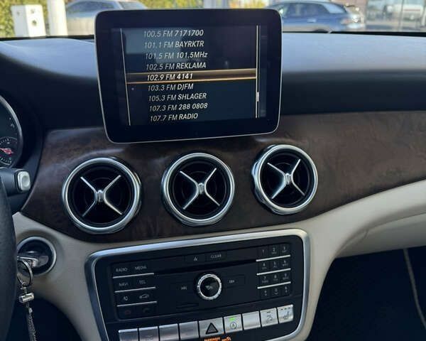 Синій Мерседес ГЛА-Клас, об'ємом двигуна 2 л та пробігом 140 тис. км за 19500 $, фото 19 на Automoto.ua