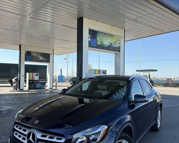 Синій Мерседес ГЛА-Клас, об'ємом двигуна 2 л та пробігом 140 тис. км за 19500 $, фото 10 на Automoto.ua