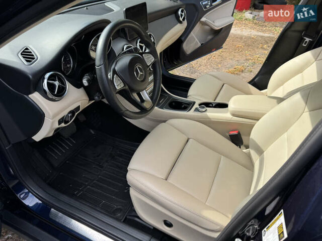 Синий Мерседес ГЛА-Класс, объемом двигателя 1.99 л и пробегом 154 тыс. км за 18500 $, фото 21 на Automoto.ua