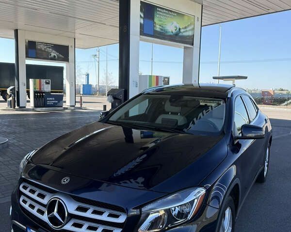 Синій Мерседес ГЛА-Клас, об'ємом двигуна 2 л та пробігом 140 тис. км за 19500 $, фото 12 на Automoto.ua