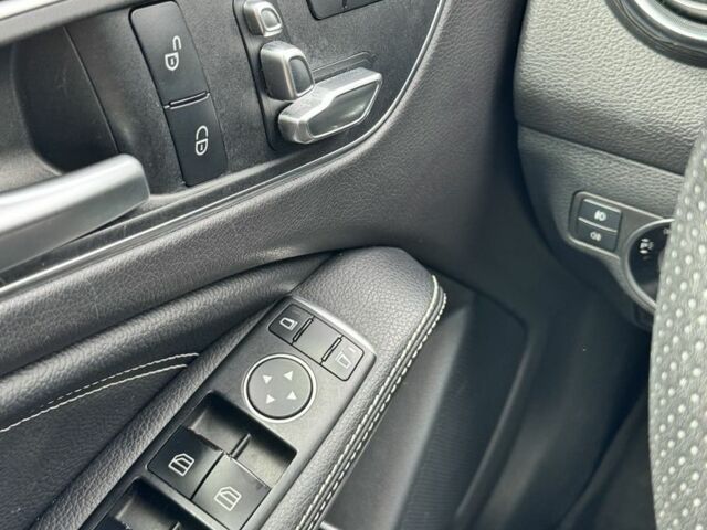 Синій Мерседес ГЛА-Клас, об'ємом двигуна 2 л та пробігом 56 тис. км за 20950 $, фото 9 на Automoto.ua