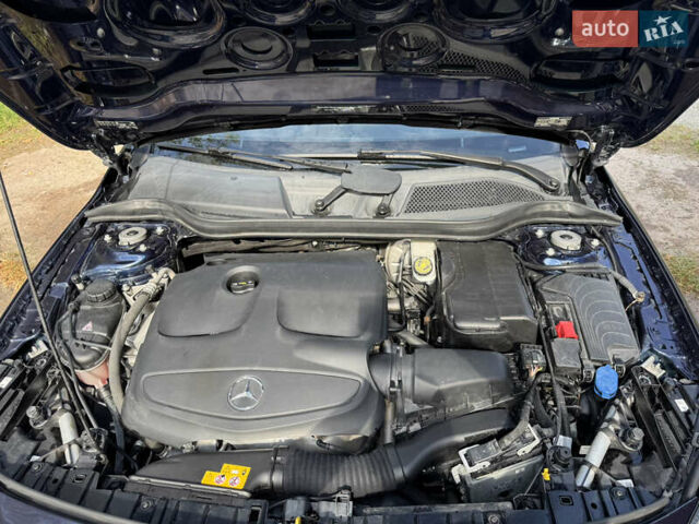 Синий Мерседес ГЛА-Класс, объемом двигателя 1.99 л и пробегом 154 тыс. км за 18500 $, фото 13 на Automoto.ua