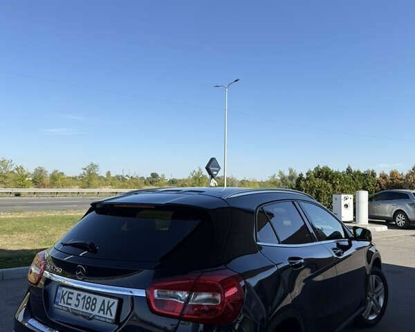 Синій Мерседес ГЛА-Клас, об'ємом двигуна 2 л та пробігом 140 тис. км за 19500 $, фото 1 на Automoto.ua