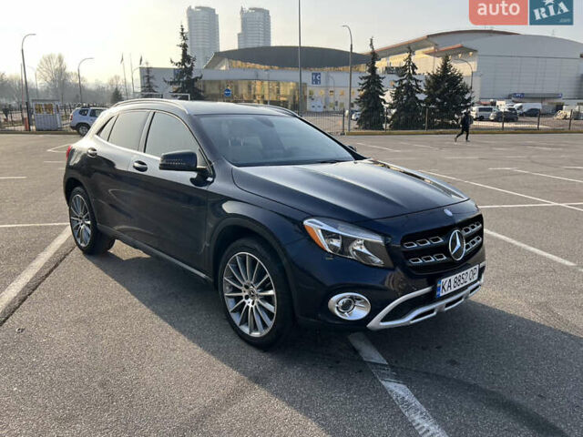 Синий Мерседес ГЛА-Класс, объемом двигателя 2 л и пробегом 143 тыс. км за 16500 $, фото 2 на Automoto.ua