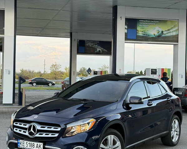 Синий Мерседес ГЛА-Класс, объемом двигателя 1.99 л и пробегом 140 тыс. км за 18999 $, фото 9 на Automoto.ua