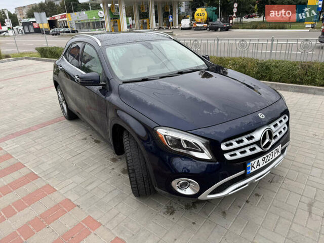 Мерседес ГЛА-Класс 2017 в Киеве на Automoto.ua Синий Мерседес ГЛА-Класс, объемом двигателя 1.99 л и пробегом 154 тыс. км за 19650 $, фото 1 на Automoto.ua
