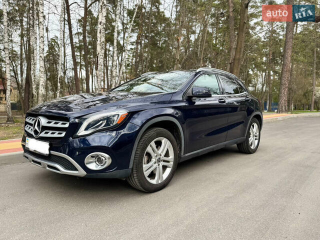 Синий Мерседес ГЛА-Класс, объемом двигателя 2 л и пробегом 56 тыс. км за 20450 $, фото 3 на Automoto.ua