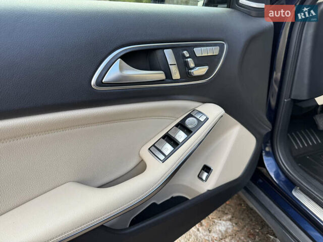 Синій Мерседес ГЛА-Клас, об'ємом двигуна 1.99 л та пробігом 155 тис. км за 19800 $, фото 32 на Automoto.ua