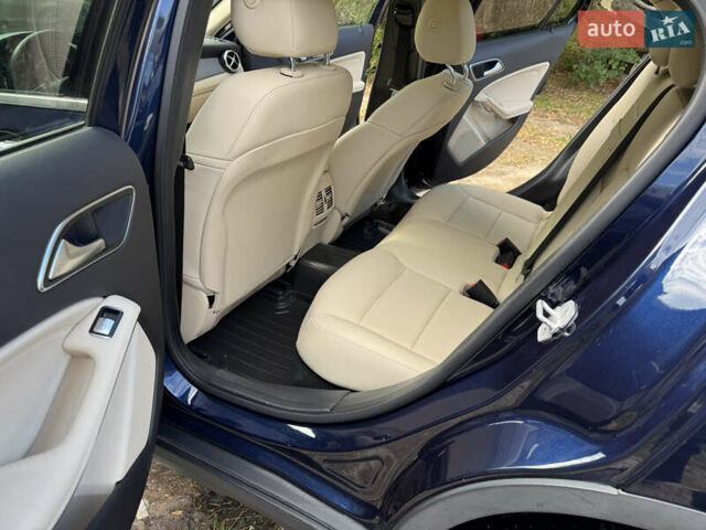 Синій Мерседес ГЛА-Клас, об'ємом двигуна 1.99 л та пробігом 155 тис. км за 19800 $, фото 31 на Automoto.ua