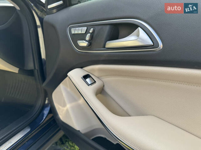 Синий Мерседес ГЛА-Класс, объемом двигателя 1.99 л и пробегом 154 тыс. км за 18500 $, фото 18 на Automoto.ua