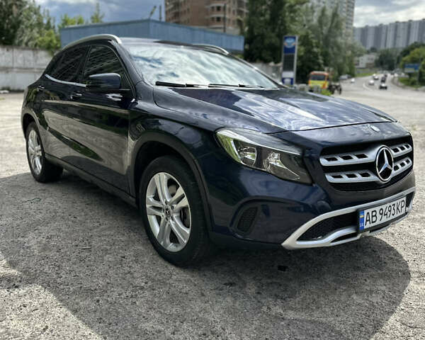 Синій Мерседес ГЛА-Клас, об'ємом двигуна 1.99 л та пробігом 109 тис. км за 16000 $, фото 3 на Automoto.ua
