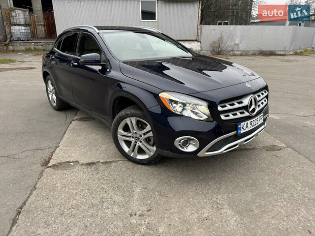 Синий Мерседес ГЛА-Класс, объемом двигателя 1.99 л и пробегом 154 тыс. км за 18800 $, фото 3 на Automoto.ua