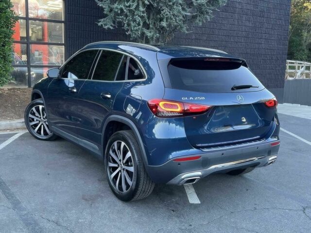 Синий Мерседес ГЛА-Класс, объемом двигателя 2 л и пробегом 27 тыс. км за 11000 $, фото 2 на Automoto.ua