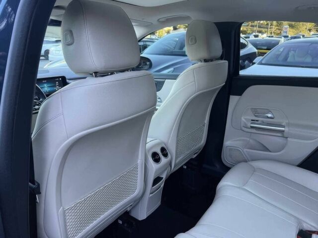 Синий Мерседес ГЛА-Класс, объемом двигателя 2 л и пробегом 27 тыс. км за 11000 $, фото 10 на Automoto.ua