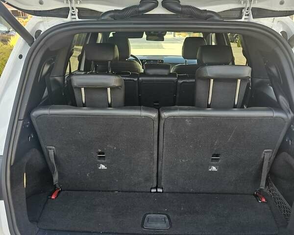 Белый Мерседес GLB-Class, объемом двигателя 1.99 л и пробегом 71 тыс. км за 29500 $, фото 14 на Automoto.ua