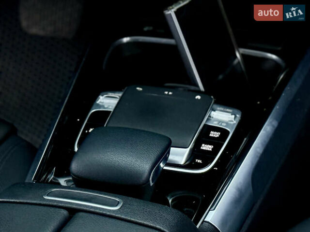 Білий Мерседес GLB-Class, об'ємом двигуна 1.99 л та пробігом 21 тис. км за 28999 $, фото 72 на Automoto.ua