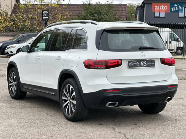 Белый Мерседес GLB-Class, объемом двигателя 1.99 л и пробегом 44 тыс. км за 34500 $, фото 8 на Automoto.ua