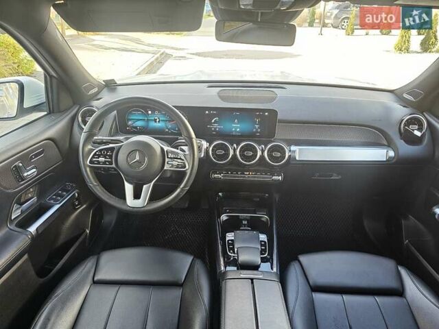 Белый Мерседес GLB-Class, объемом двигателя 1.99 л и пробегом 71 тыс. км за 29500 $, фото 9 на Automoto.ua