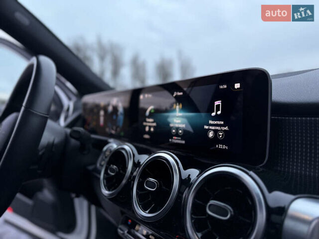 Білий Мерседес GLB-Class, об'ємом двигуна 1.99 л та пробігом 21 тис. км за 28999 $, фото 79 на Automoto.ua