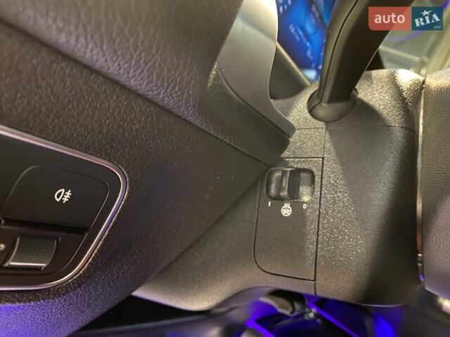 Белый Мерседес GLB-Class, объемом двигателя 1.99 л и пробегом 59 тыс. км за 29999 $, фото 30 на Automoto.ua