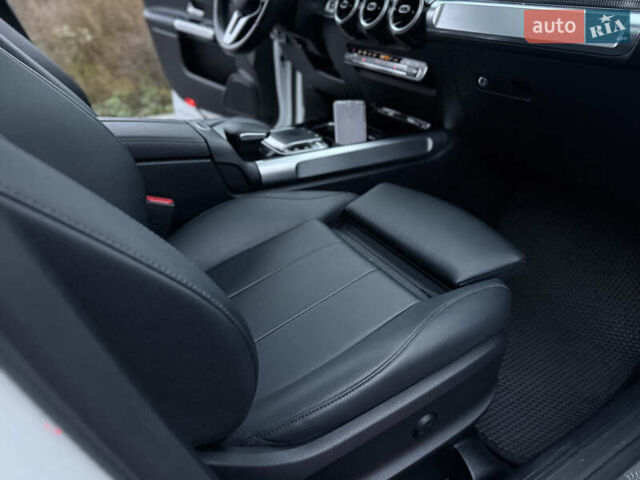 Білий Мерседес GLB-Class, об'ємом двигуна 1.99 л та пробігом 21 тис. км за 28999 $, фото 77 на Automoto.ua