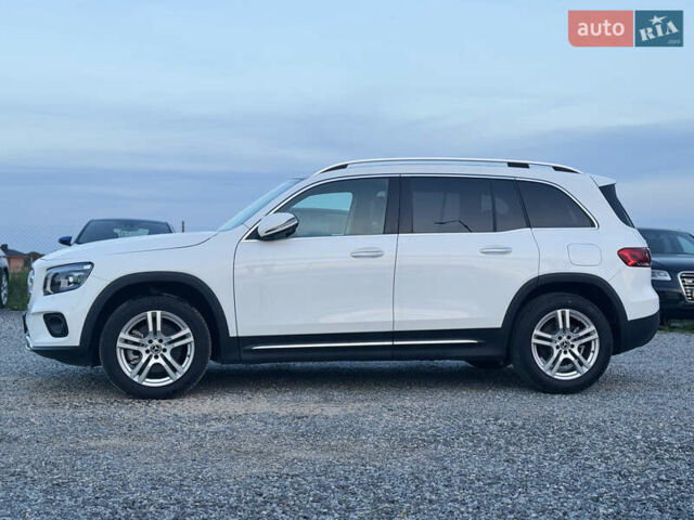 Белый Мерседес GLB-Class, объемом двигателя 1.99 л и пробегом 21 тыс. км за 28999 $, фото 27 на Automoto.ua