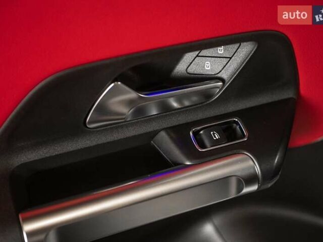 Білий Мерседес GLB-Class, об'ємом двигуна 1.99 л та пробігом 59 тис. км за 29900 $, фото 25 на Automoto.ua