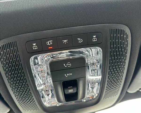 Белый Мерседес GLB-Class, объемом двигателя 1.99 л и пробегом 44 тыс. км за 34500 $, фото 35 на Automoto.ua