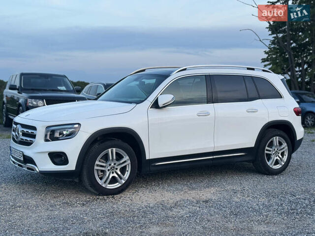 Белый Мерседес GLB-Class, объемом двигателя 1.99 л и пробегом 21 тыс. км за 28999 $, фото 14 на Automoto.ua