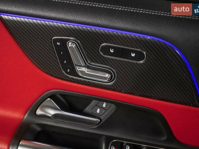 Білий Мерседес GLB-Class, об'ємом двигуна 1.99 л та пробігом 59 тис. км за 29900 $, фото 57 на Automoto.ua