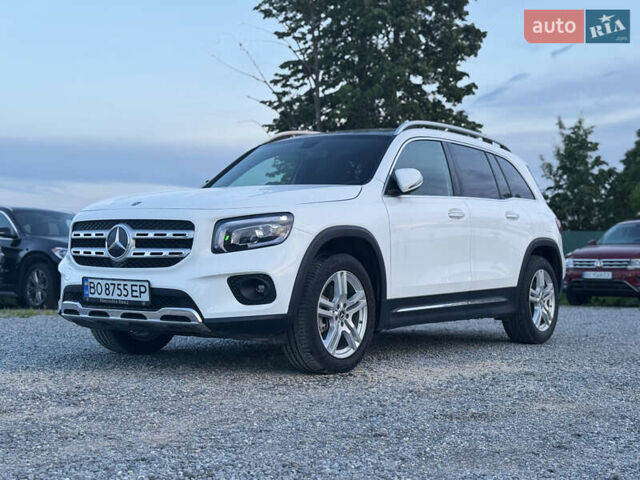 Белый Мерседес GLB-Class, объемом двигателя 1.99 л и пробегом 21 тыс. км за 28999 $, фото 28 на Automoto.ua