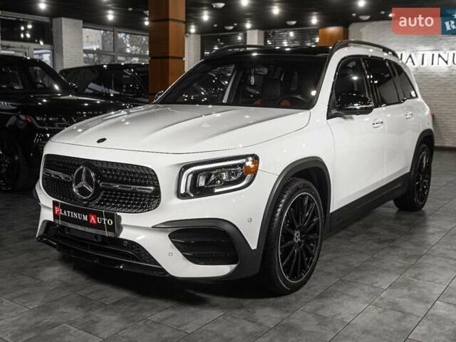 Білий Мерседес GLB-Class, об'ємом двигуна 1.99 л та пробігом 59 тис. км за 29900 $, фото 64 на Automoto.ua