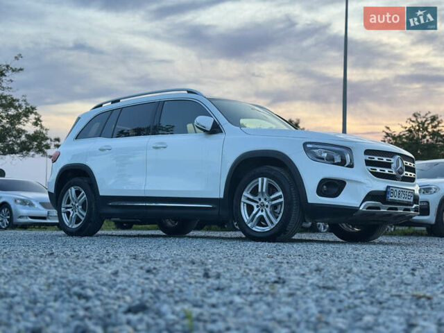 Белый Мерседес GLB-Class, объемом двигателя 1.99 л и пробегом 21 тыс. км за 28999 $, фото 21 на Automoto.ua