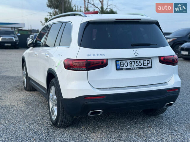 Белый Мерседес GLB-Class, объемом двигателя 1.99 л и пробегом 21 тыс. км за 28999 $, фото 9 на Automoto.ua