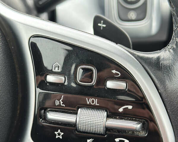 Белый Мерседес GLB-Class, объемом двигателя 1.99 л и пробегом 44 тыс. км за 34500 $, фото 36 на Automoto.ua