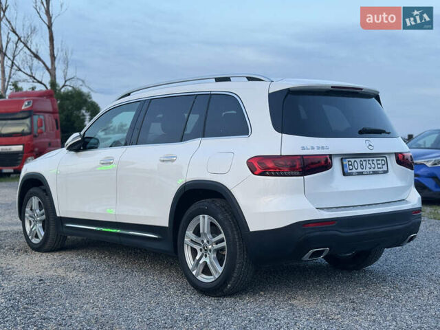 Белый Мерседес GLB-Class, объемом двигателя 1.99 л и пробегом 21 тыс. км за 28999 $, фото 10 на Automoto.ua