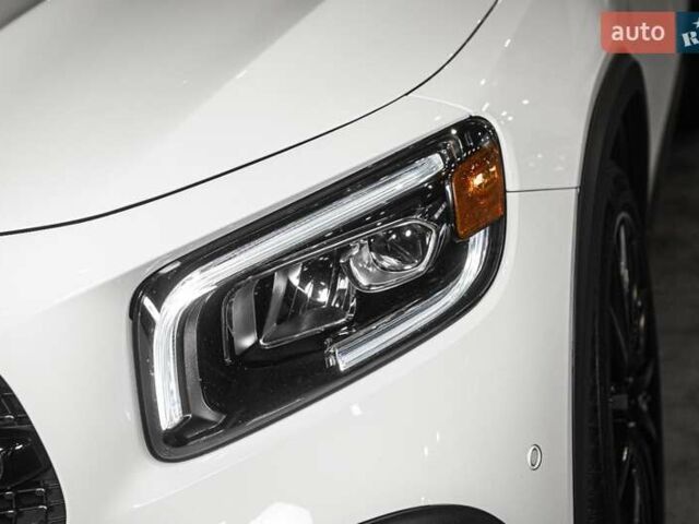 Білий Мерседес GLB-Class, об'ємом двигуна 1.99 л та пробігом 59 тис. км за 29900 $, фото 63 на Automoto.ua