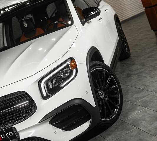 Білий Мерседес GLB-Class, об'ємом двигуна 1.99 л та пробігом 59 тис. км за 29900 $, фото 28 на Automoto.ua